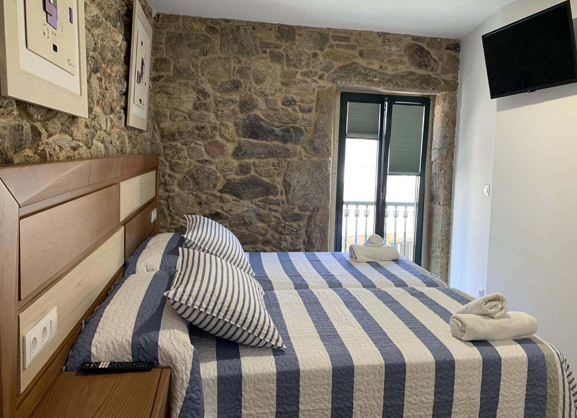 Apartamentos Loncho Finisterre Exterior photo